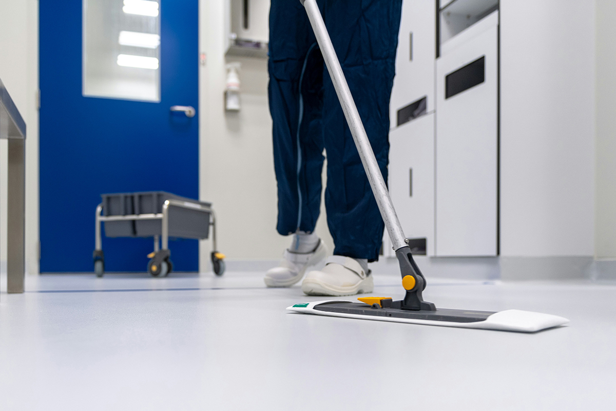 service-aged-care-cleaning